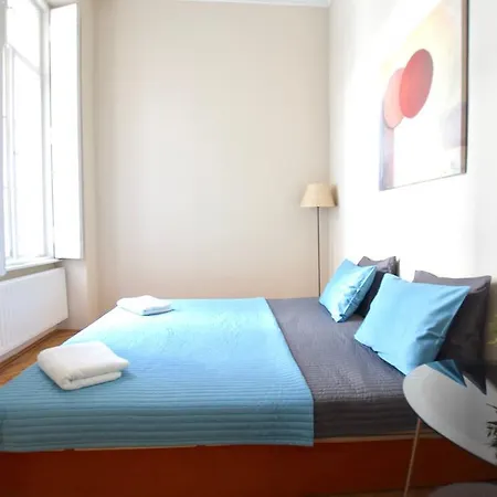 Apartment Standard Apartment By Hi5 - Muzeum 5 *