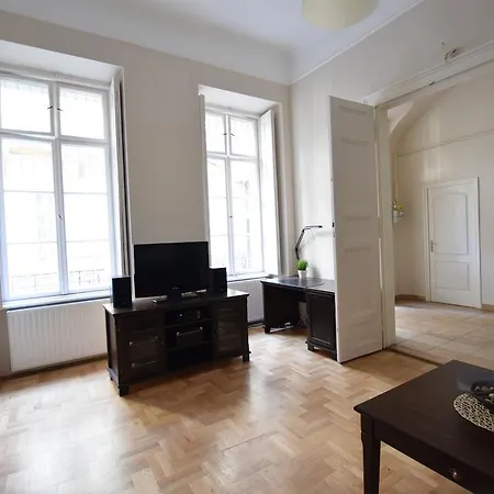 Standard Apartment By Hi5 - Muzeum 5 *