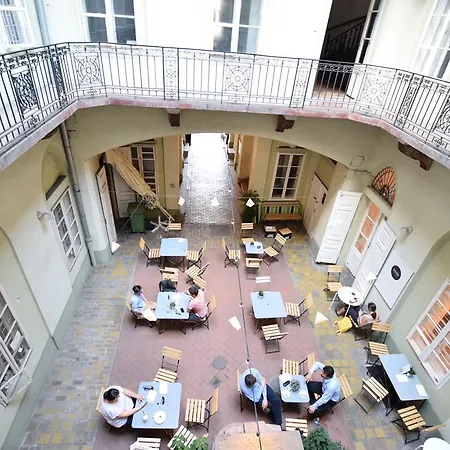 Standard By Hi5 - Muzeum 5